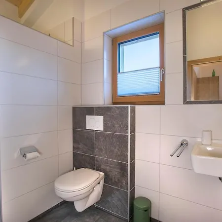 Veenroos Chalet *