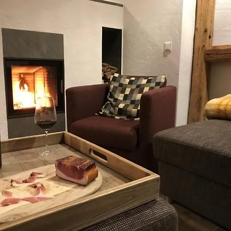 Veenroos Chalet *